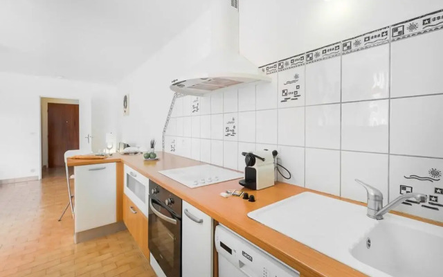 Charming Studio Close to the Train Station