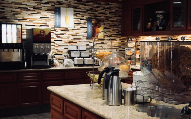 Best Western Plus Arrowhead Hotel