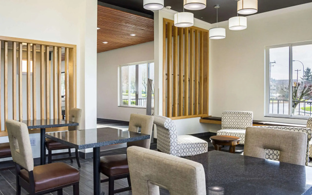 Quality Inn & Suites Clackamas – Portland