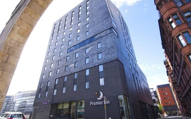 Premier Inn Birkenhead Town Centre