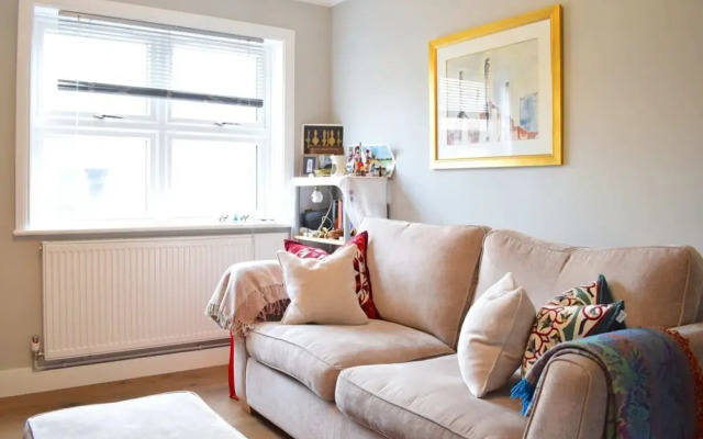 Whitechapel Modern Studio Flat