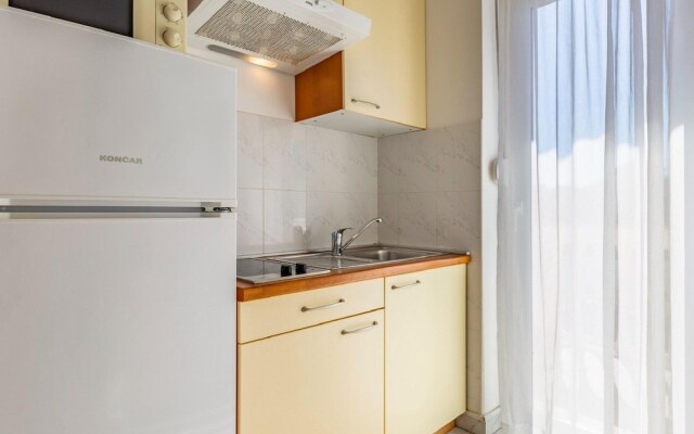 Apartment in Banjole Near Sea Beach