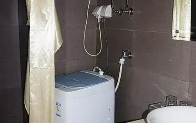Yasheshangpin Apartment Hotel