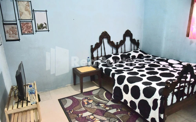 RedDoorz @ Fanta Homestay Lumajang – Guest Rooms – Pronojiwo