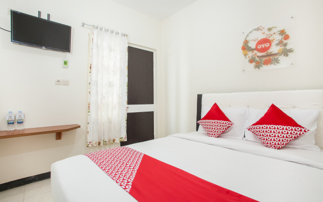 OYO 3350 Cozy Residence Syariah