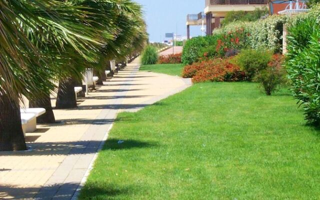 Apartment With 2 Bedrooms in Islantilla, With Wonderful Mountain View,