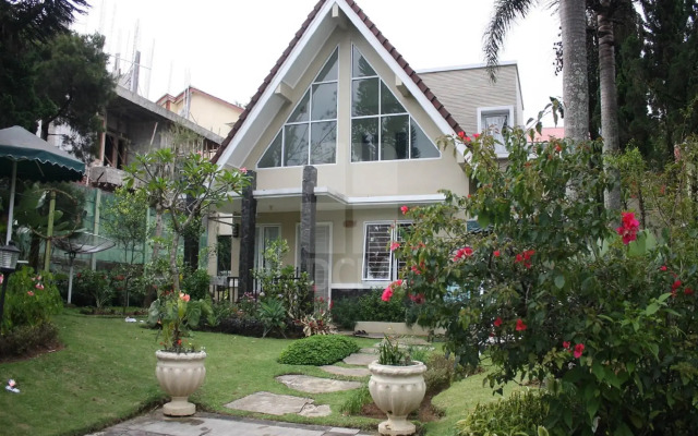 Villa Kota Bunga Teratai