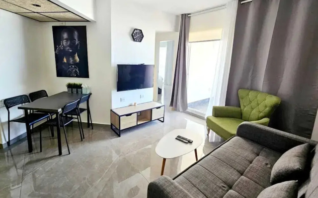 SHaYaSH apartments Leonardo Bat-Yam