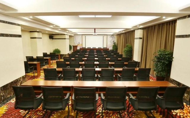 Magnotel Huayin Huashan Scenic Spot