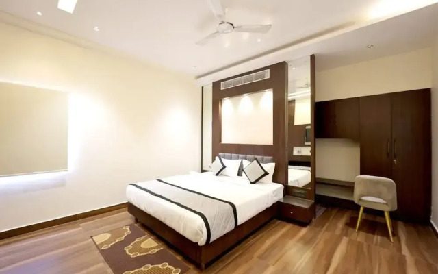 KS Square Hotel and Banquets
