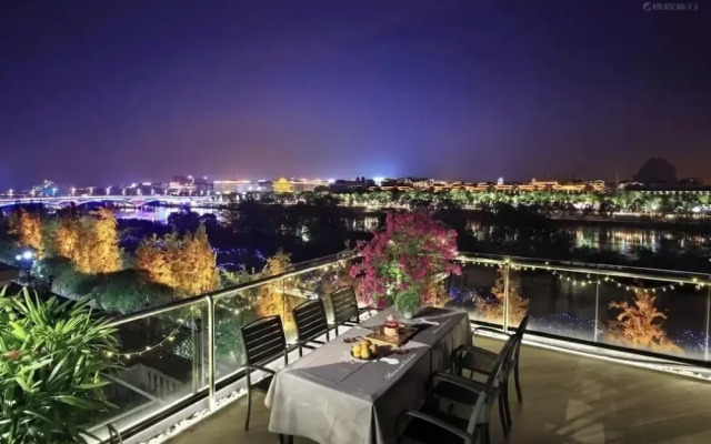 Li River Resort Villa Hotel