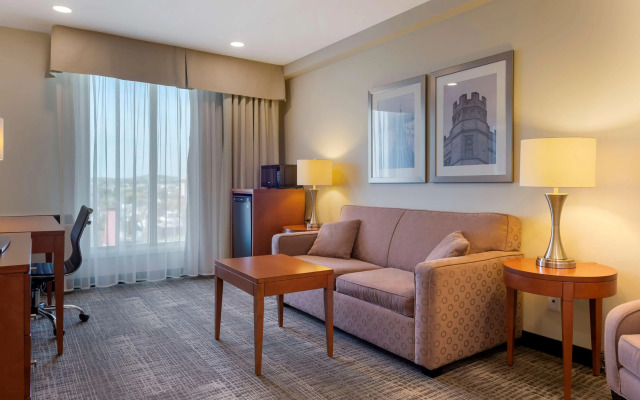 Best Western Plus Gatineau-Ottawa Downtown
