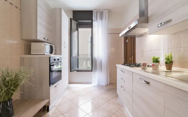 Santi Apostoli Venice Apartment