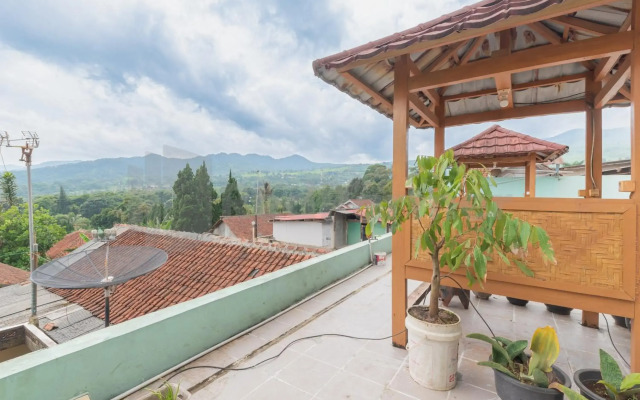 OYO 3879 Villa Sari Intan
