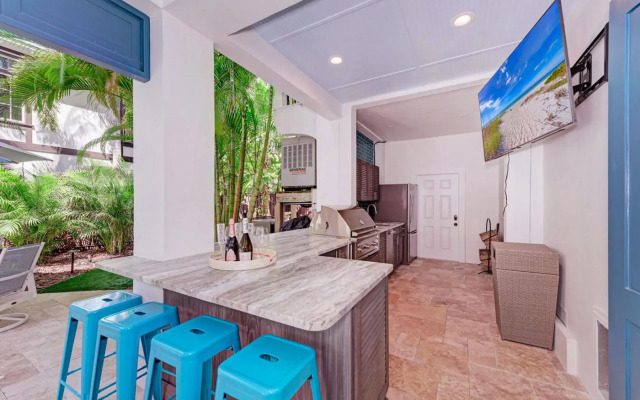 Banyan Beach - 104 Beach Ave