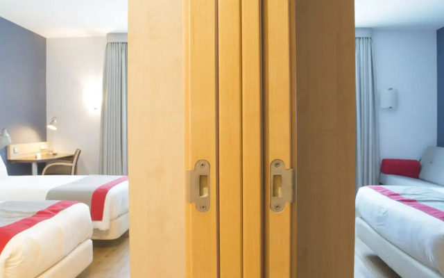 Holiday Inn Express Barcelona - Molins de Rei by IHG