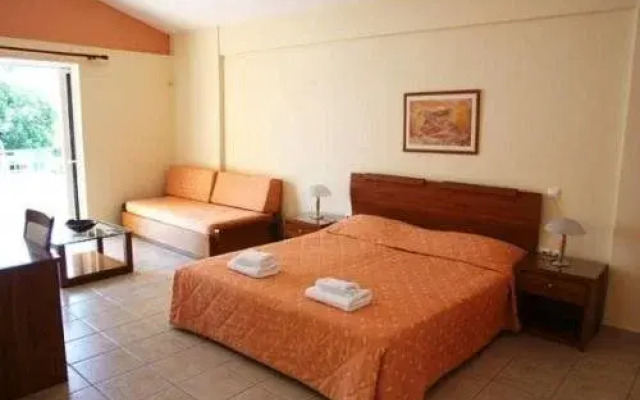 Nirrides Apts Sutdios