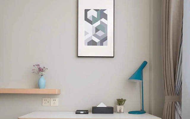 Homeinn Selected Hotel (Wuxi Anzhen East Railway Station RT-Mart)