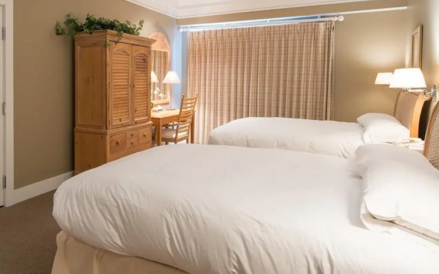 Bay Harbor Village Hotel