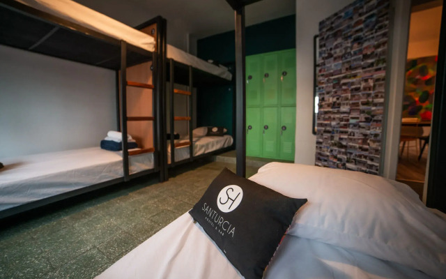 Santurcia Hostel - Adults Only