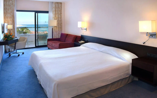 Hotel Faro, a Lopesan Collection Hotel - Adults Only