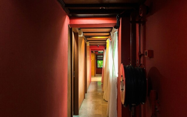 OYO 90909 I.villa Inn
