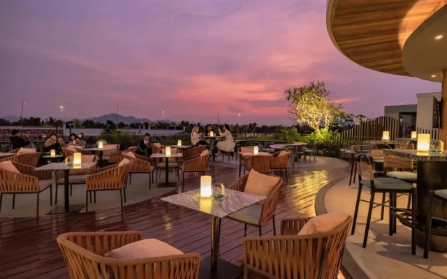 Oakwood Ha Long