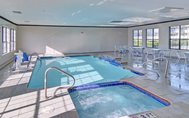 Spark by Hilton Galveston