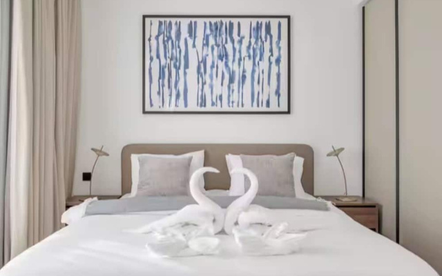 5 Star Palm View Private Beach 1BR