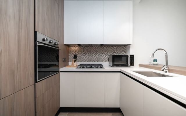 HiGuests - Marina Gate Jumeirah Living