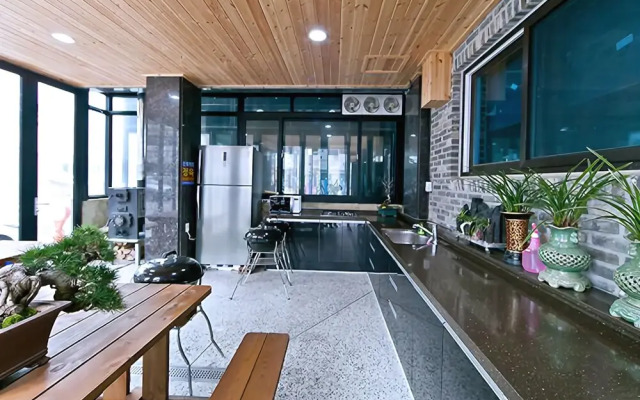 Daechon Eternal Lover Pension