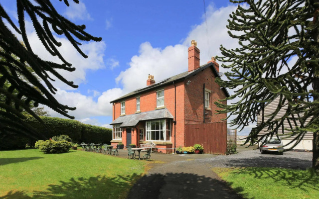 The Old Vicarage Dolfor