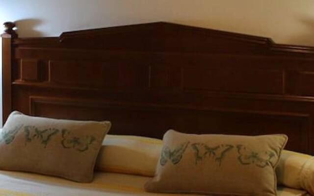 Apartamentos Rurales Rosendo Azahar