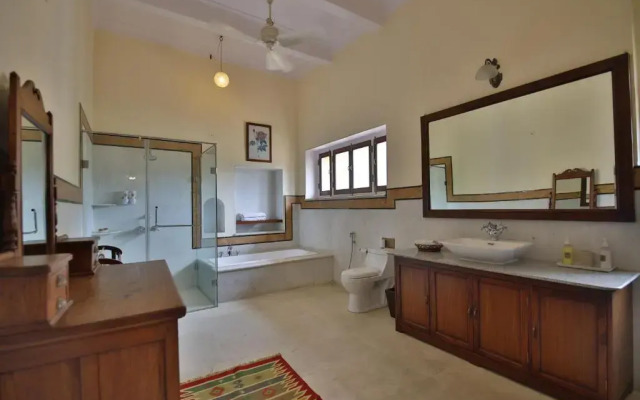 Roop Niwas Kothi, Near Mandawa
