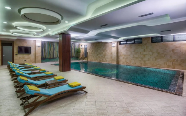 Emerald Hotel Pristina, Kosovo