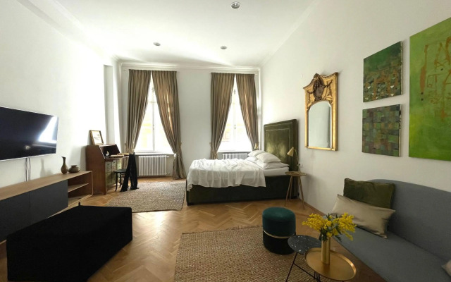 Premium Class Apartments III