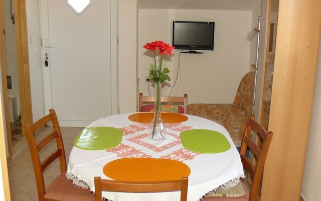 Fran - Only 150m From Beach - A2