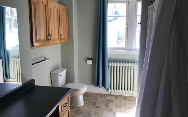 Leaside Executive Apartments