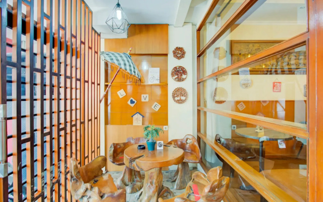 Urbanview Hotel 58 Bintaro by RedDoorz