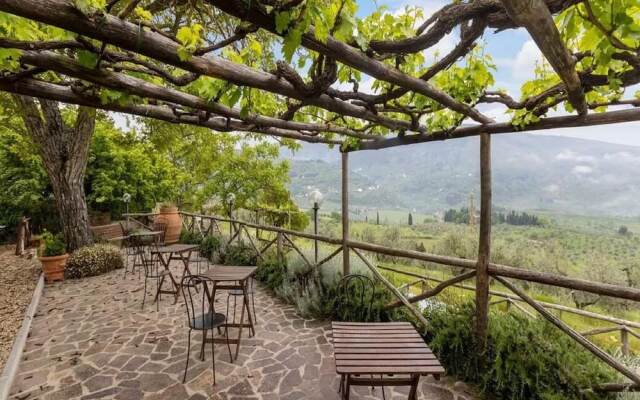 Agriturismo Poggio di Montepescoli - L'aia