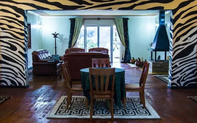 Mountain Gorilla View Lodge