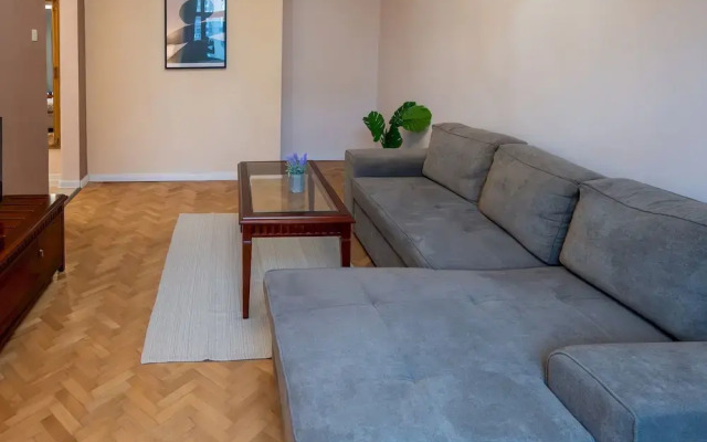 Spacious 1bdr Apartment Near City Center