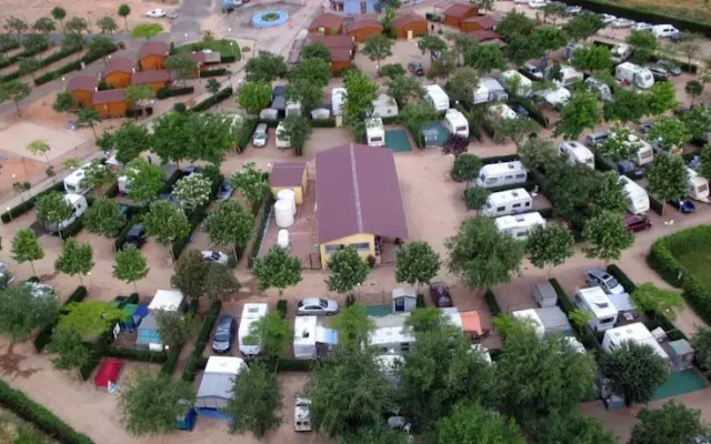 Camping La Albolafia