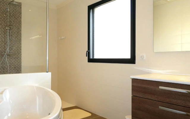 Holiday Home Ty Pleine (Gul101)