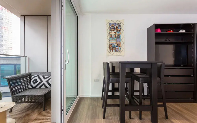 3 Bedroom Apartment Near King George's Park