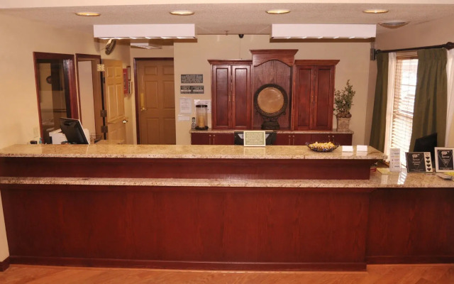 Country Inn & Suites by Radisson, Kearney, NE