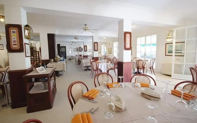 Hotel Antares