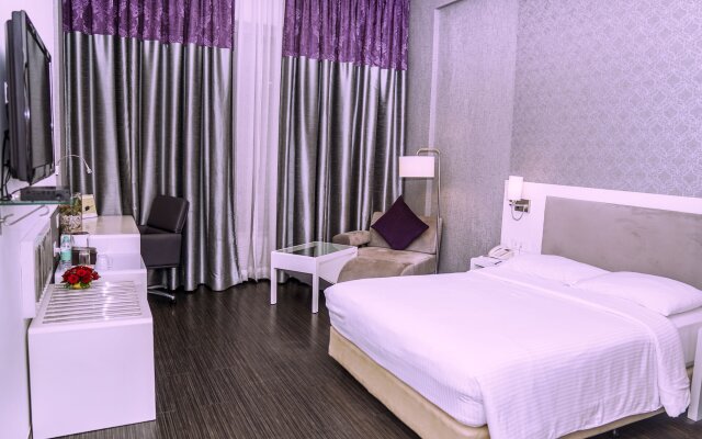 Hotel Kohinoor Elite near BKC