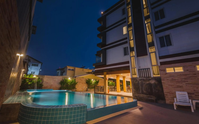 TH Beach Hotel