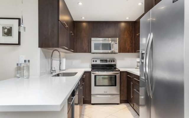 Fortune House Hotel Suites